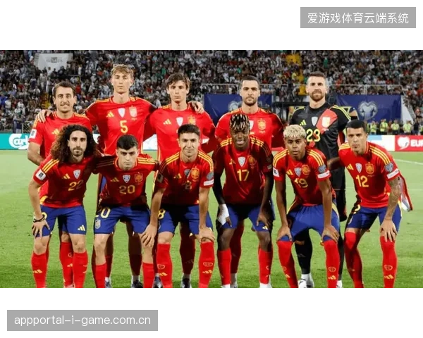 西班牙中场新星费尔明在赛季末遭遇足部骨折，德拉富恩特失去了一枚重要的中场棋子